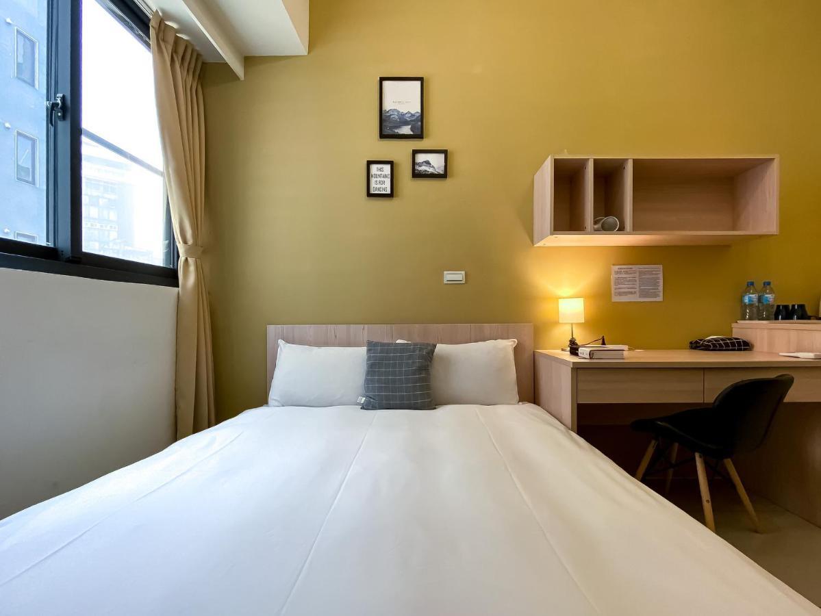 Adagio Hostel Taichung Dış mekan fotoğraf
