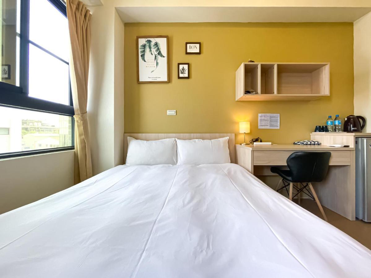 Adagio Hostel Taichung Dış mekan fotoğraf